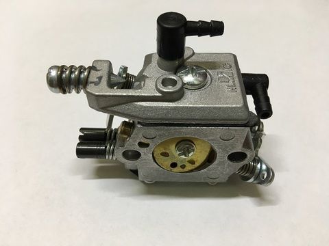 Карбюратор для бензопилы 45 / 52 / 4500 / 5200 / 4518 / 5220 с подкачкой ( три отвода )