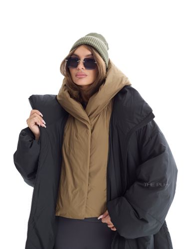Черно-оливковый длинный пуховик с капюшоном