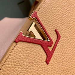 Louis Vuitton Capucines MM