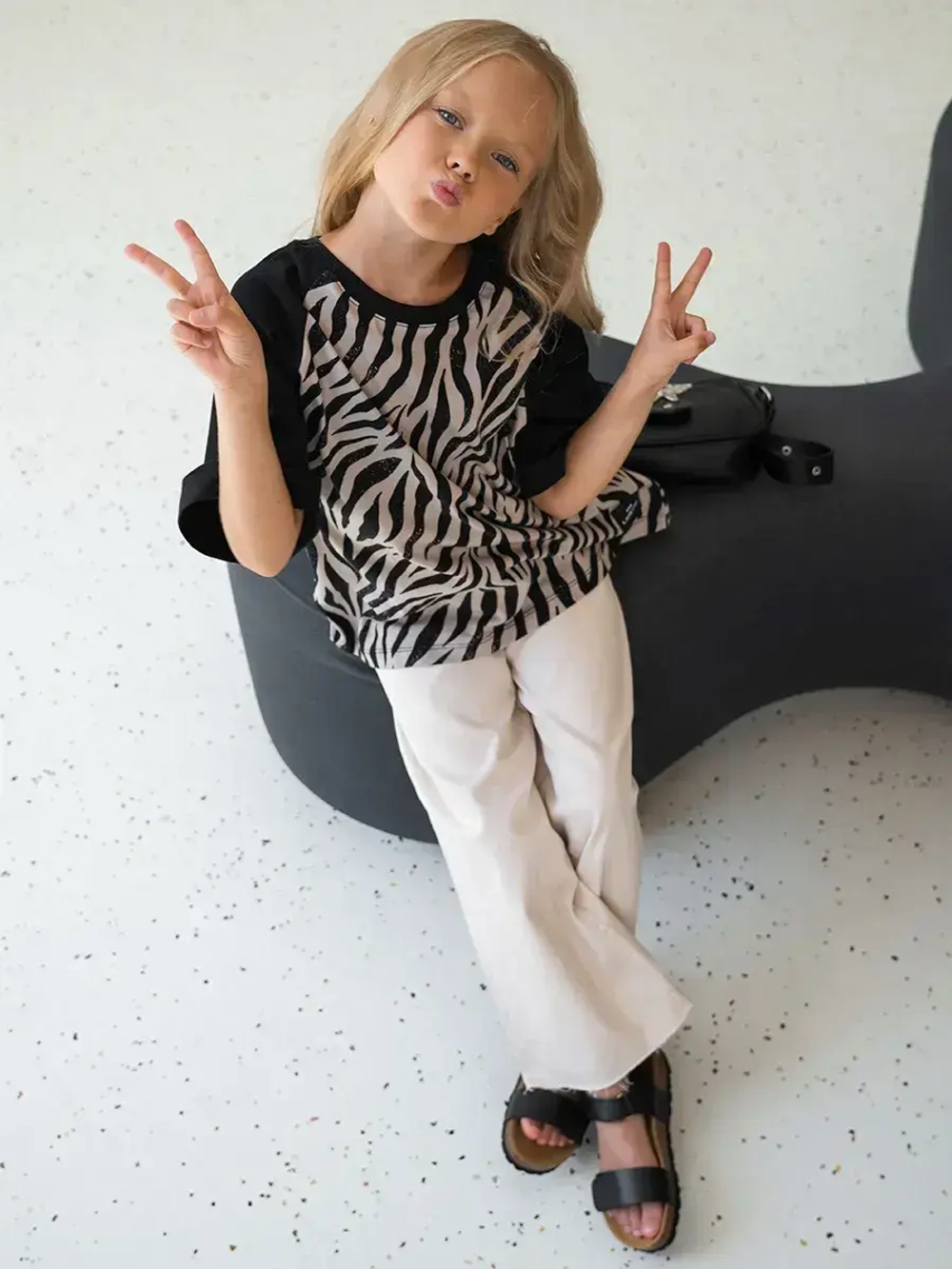 Хлопковая детская футболка с принтом зебры