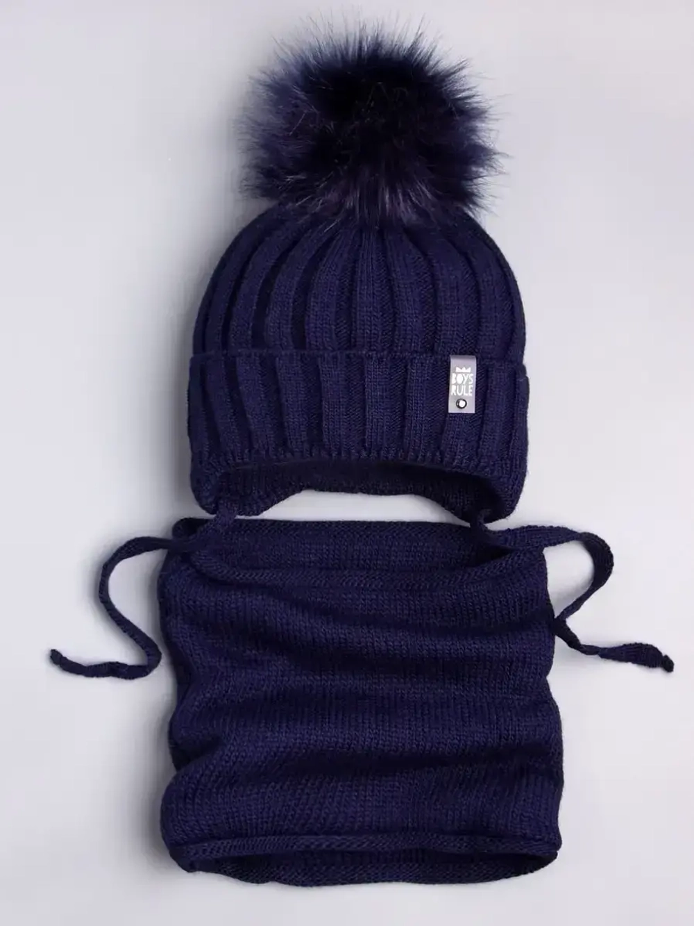 Шапка для мальчика зимняя вязаная и снуд