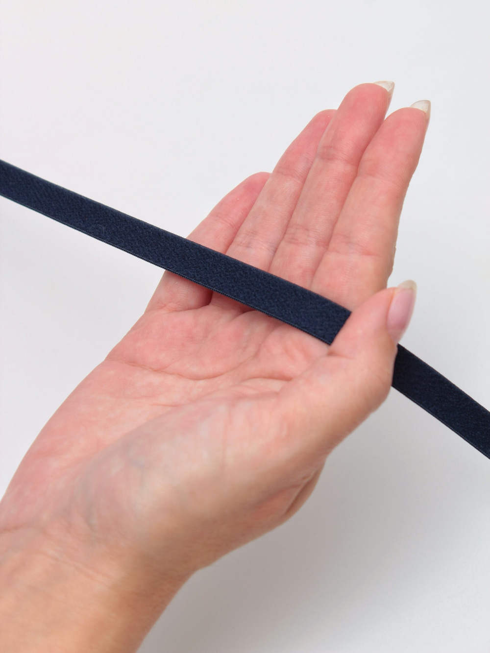 Резинка бретелечная темно-синяя матовая плотная ширина 10 мм