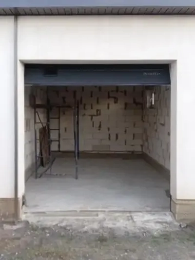 Секционные ворота