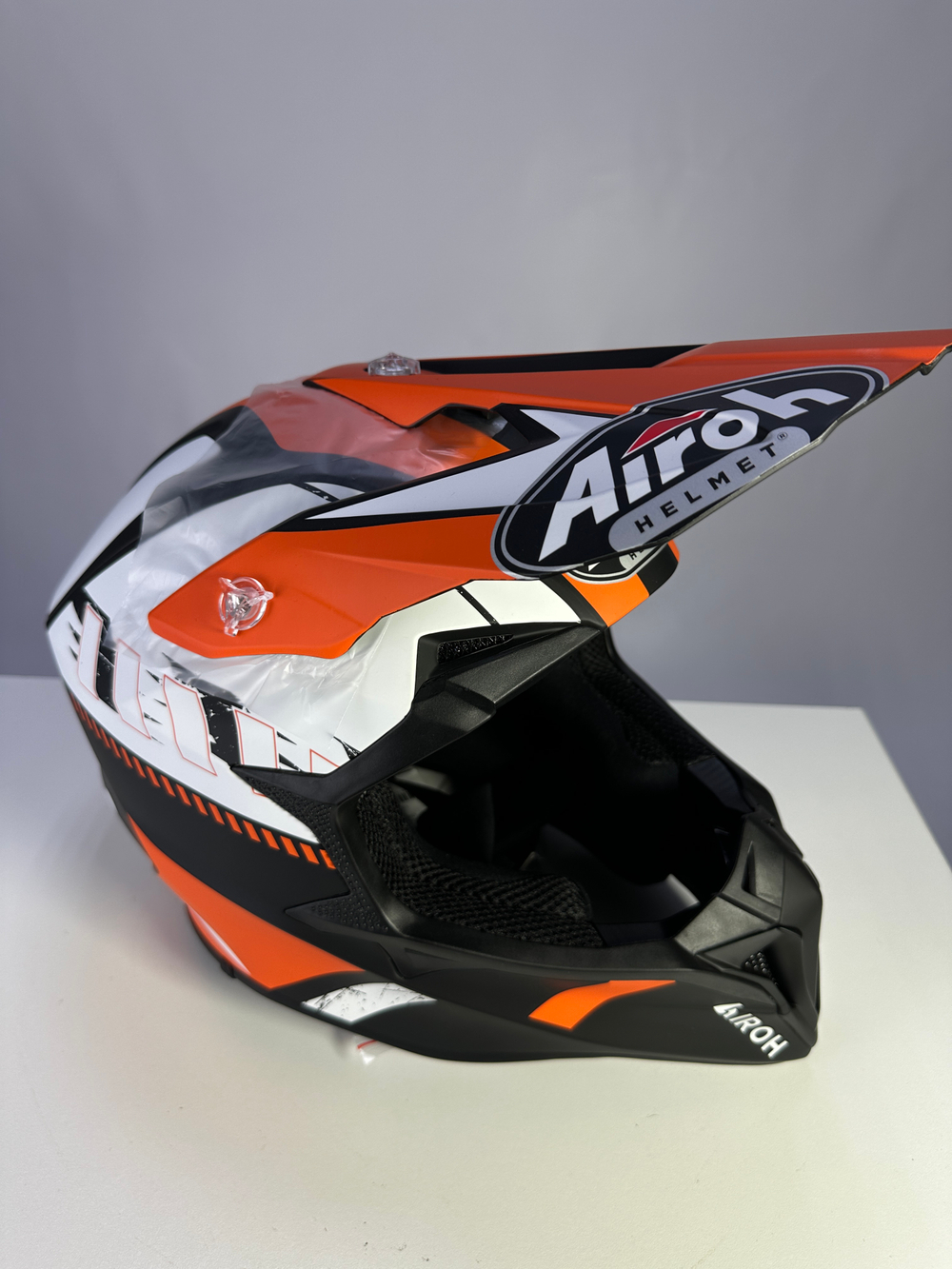 Шлем Airoh WRAAAP FEEL Orange Matt