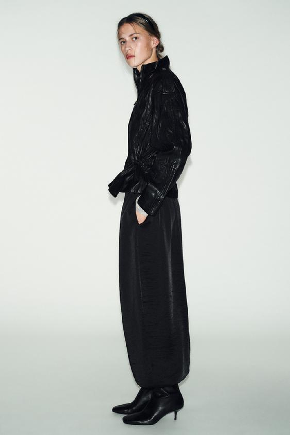 ZARA АТЛАСНЫЕ БРЮКИ-ШАРОВАРЫ, ЧЕРНЫЙ