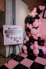 Black Pink Party