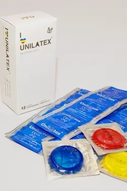 Разноцветные ароматизированные презервативы Unilatex Multifruit - 12 шт. + 3 шт. в подарок