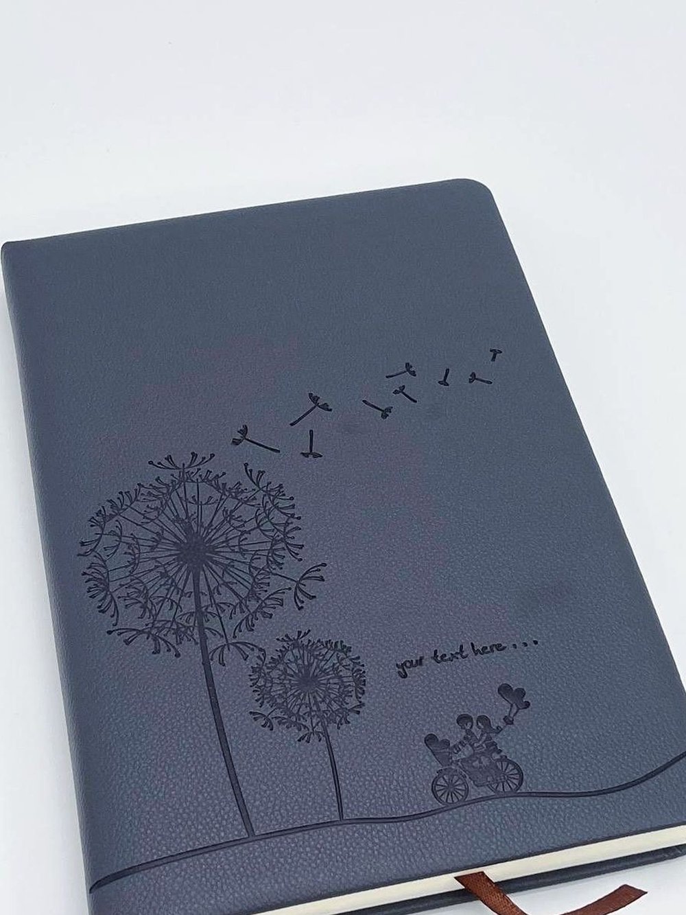 Блокнот 144 л А5 линейка одуванчик серый кож (8344-12)