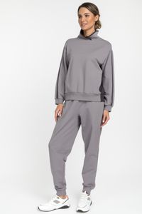 Брюки, бриджи, капри