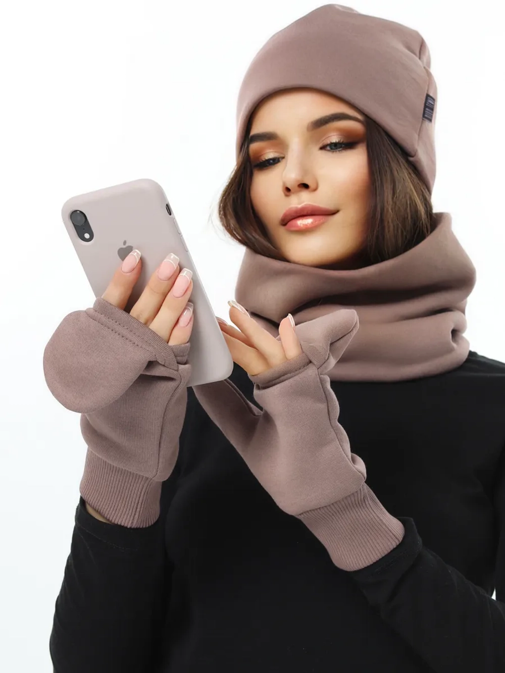 Комплект с начесом: снуд, варежки, шапка