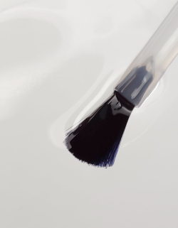 IQ Beauty База для лака выравнивание и питание с кератином Rich Ridge Filler Base, 12,5 мл Прозрачный с лиловым отливом