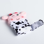 4513788 Прорезыватель рукавичка «Коровка», на липучке, цвет МИКС   4513788