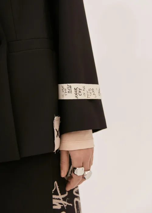 Жакет GOD SAVE THE PRINCESS черного цвета