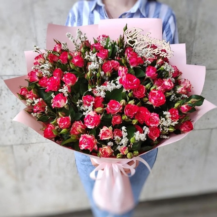 Букет из 9 кустовых роз сорта "Фаер Вокс" (Fire works)