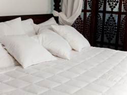 Наматрасник на резинке 90х200х30 German Grass Non-Allergenic Premium Grass