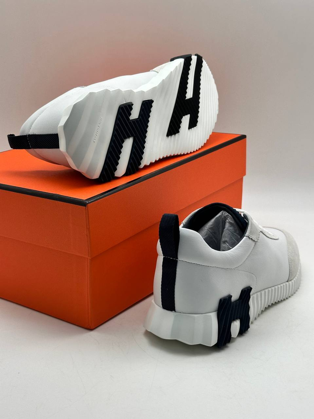 Кроссовки Hermes