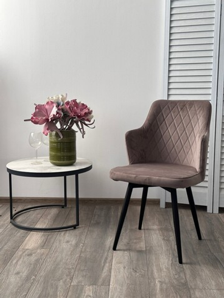 Стул ХАНТ 360, цвет Дива-05 Латте, велюр / черный каркас М-City