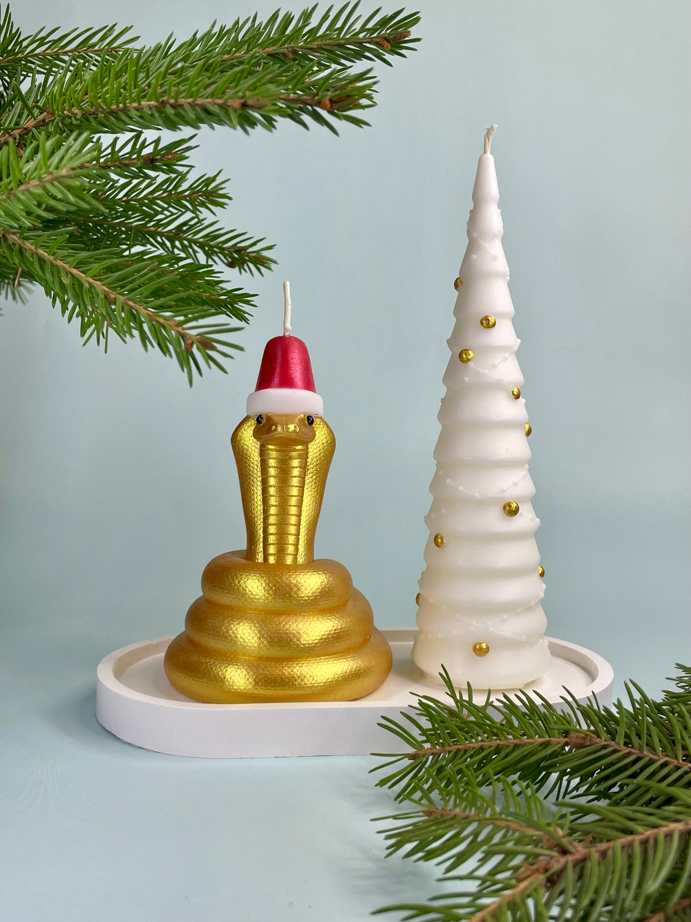 Подарочный набор фигурных свечей Limbon Candle Символ года Змея и елочка