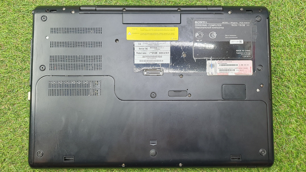 Ноутбук SONY i7/6Gb/6600M 1Gb/FHD
