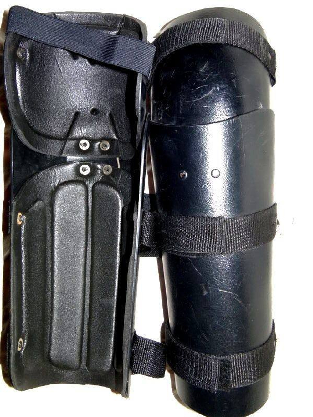 Наколенники с защитой голени черные б.у.