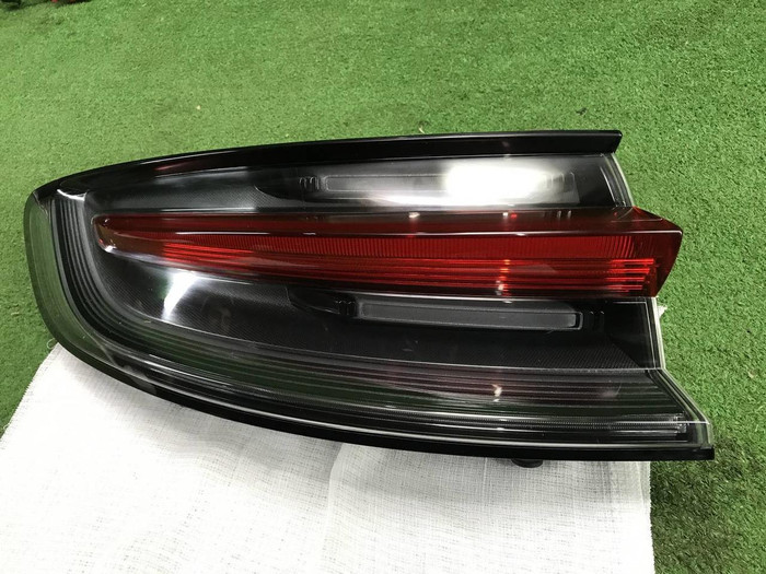 Фонарь левый внешний Porsche Macan 95b (2018-н.в.)