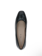 Туфли женские на низком каблуке лодочки черные Caprice