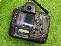 Nikon D3 202.500 кадров