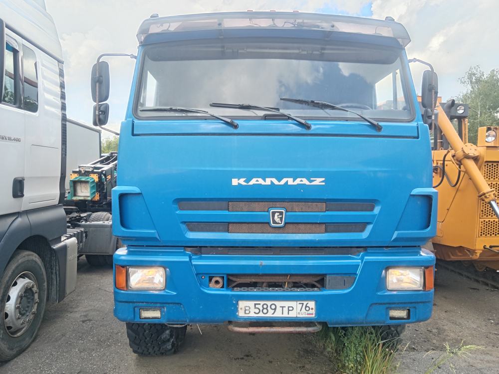 Феникс 780523 на шасси КамАЗ 43118 6x6 Сортиментовоз с КМУ 780523 (Дизельный, 11,8 л, 300 л.с., МТ)