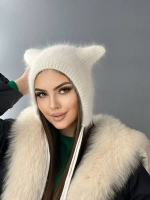 Шапка с ушками зимняя ангора вязаная