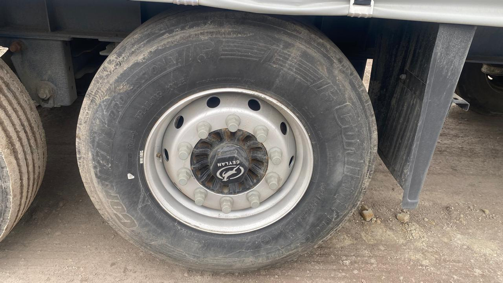 ВКР VKR* Полуприцеп шторный VKRP429D
