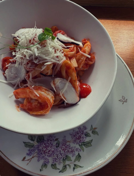 С МОРЕПРОДУКТАМИ (400г)