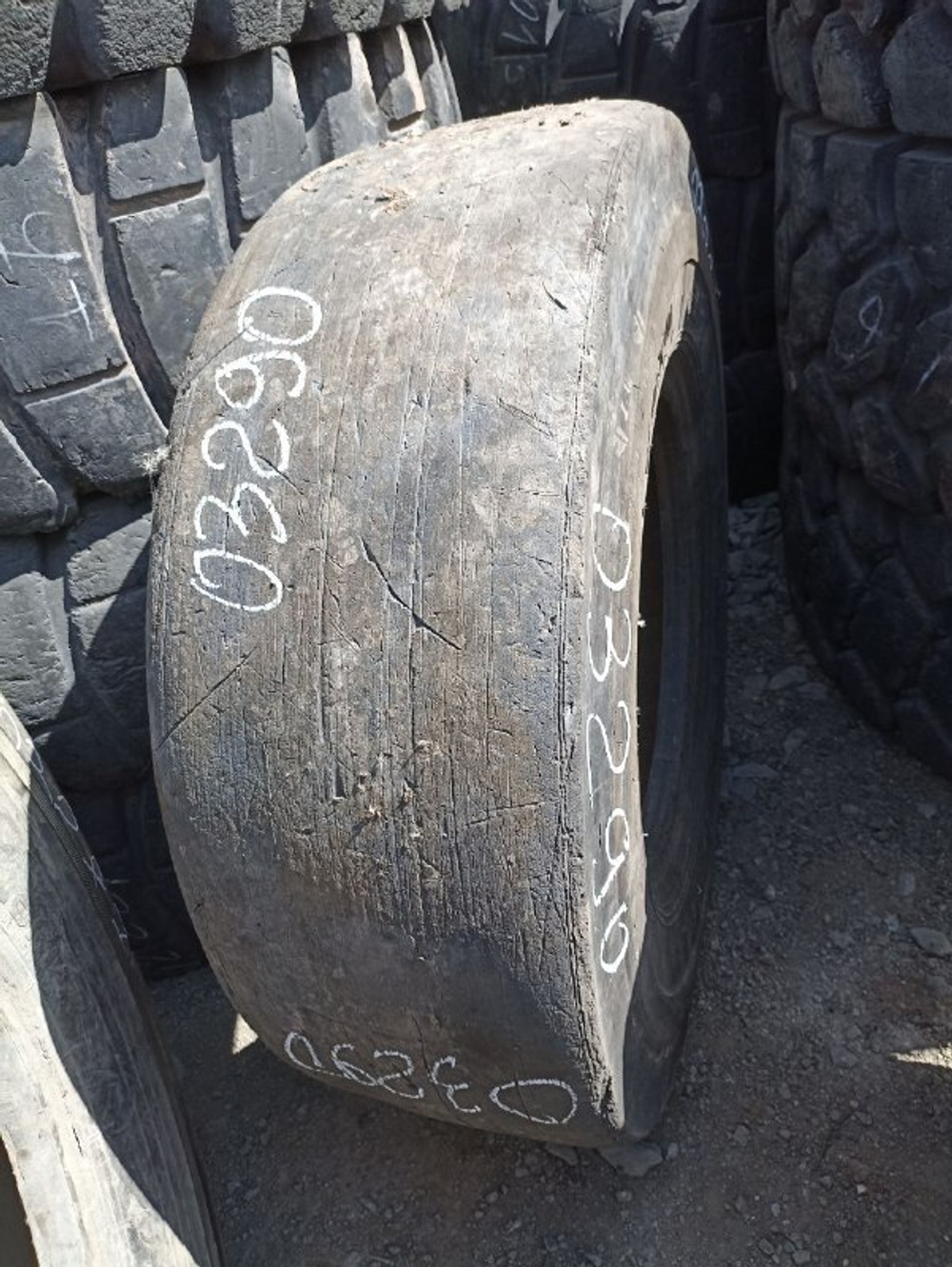 17.5R25 BOTO GCB7 шина б/у