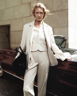 Жилет из шерсти Лоро Пиана молочный