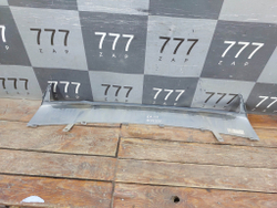 Накладка переднего бампера Honda CR-V 5 (RW) 16-нв Б/У Оригинал 71110TLAAA000