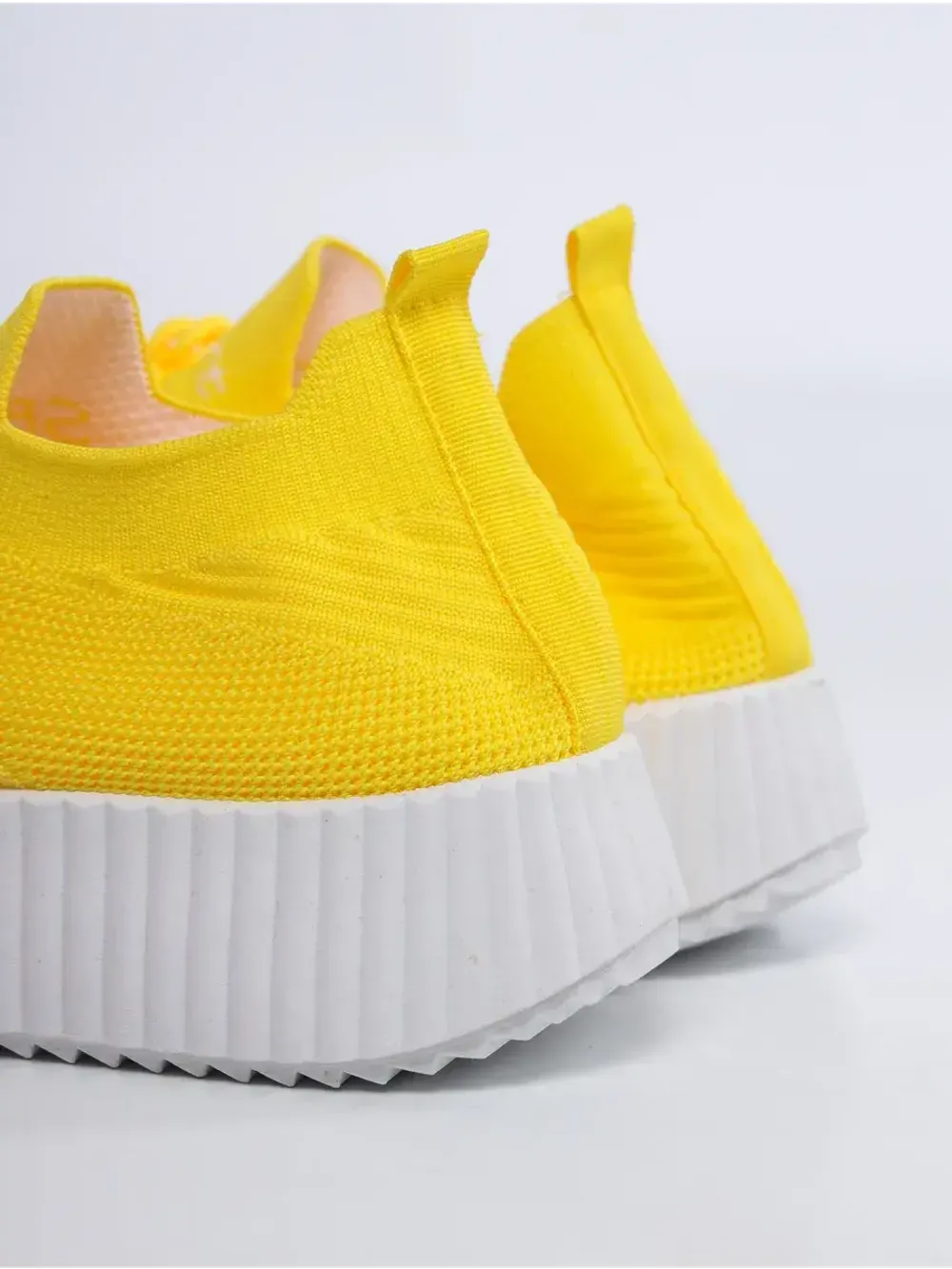 Слипоны на высокой подошве мокасины летние текстильные