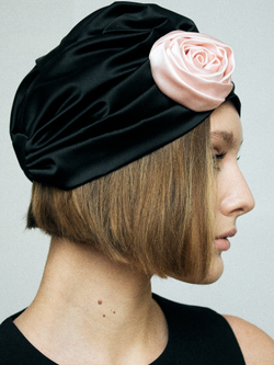 Чалма с розовой розой