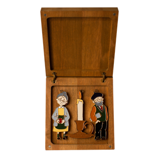 Подарочный набор в средней коробке из бука: Бабушка, Дедушка, Свеча