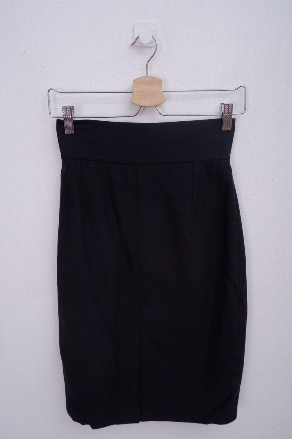 Юбка лаконичная 42 размер