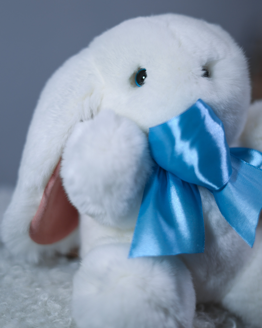 Зайчонок Арнольд (белый)