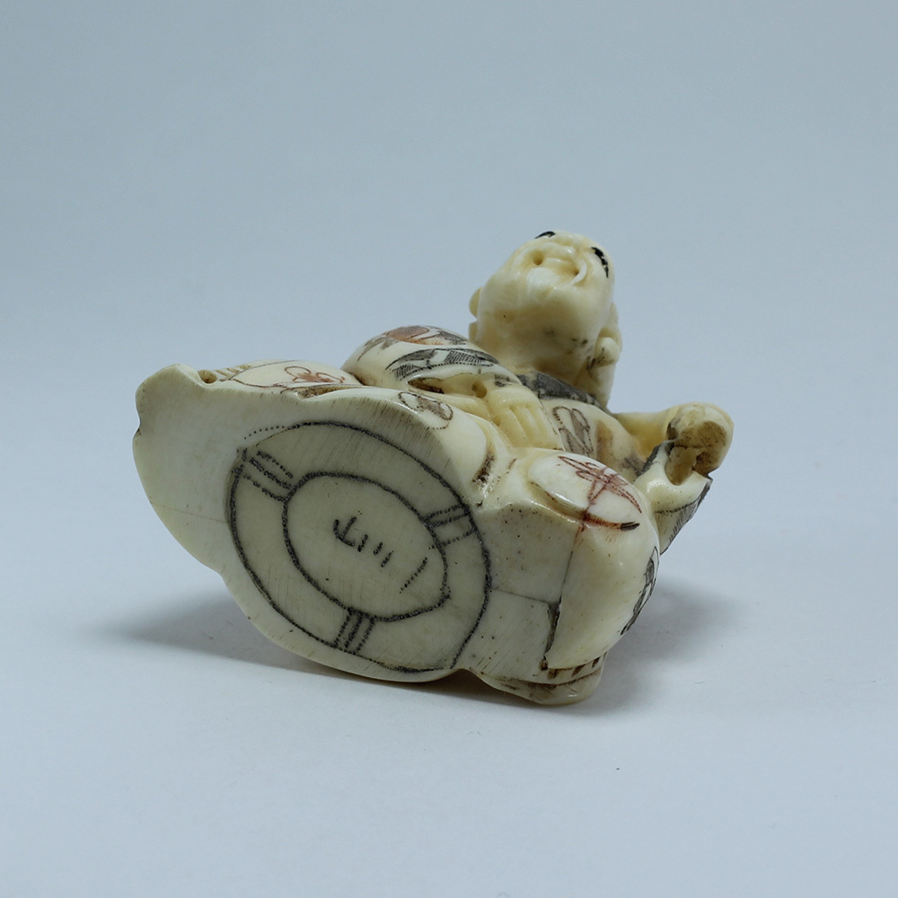 Эксклюзивная нэцкэ Монах с тыквой горлянкой