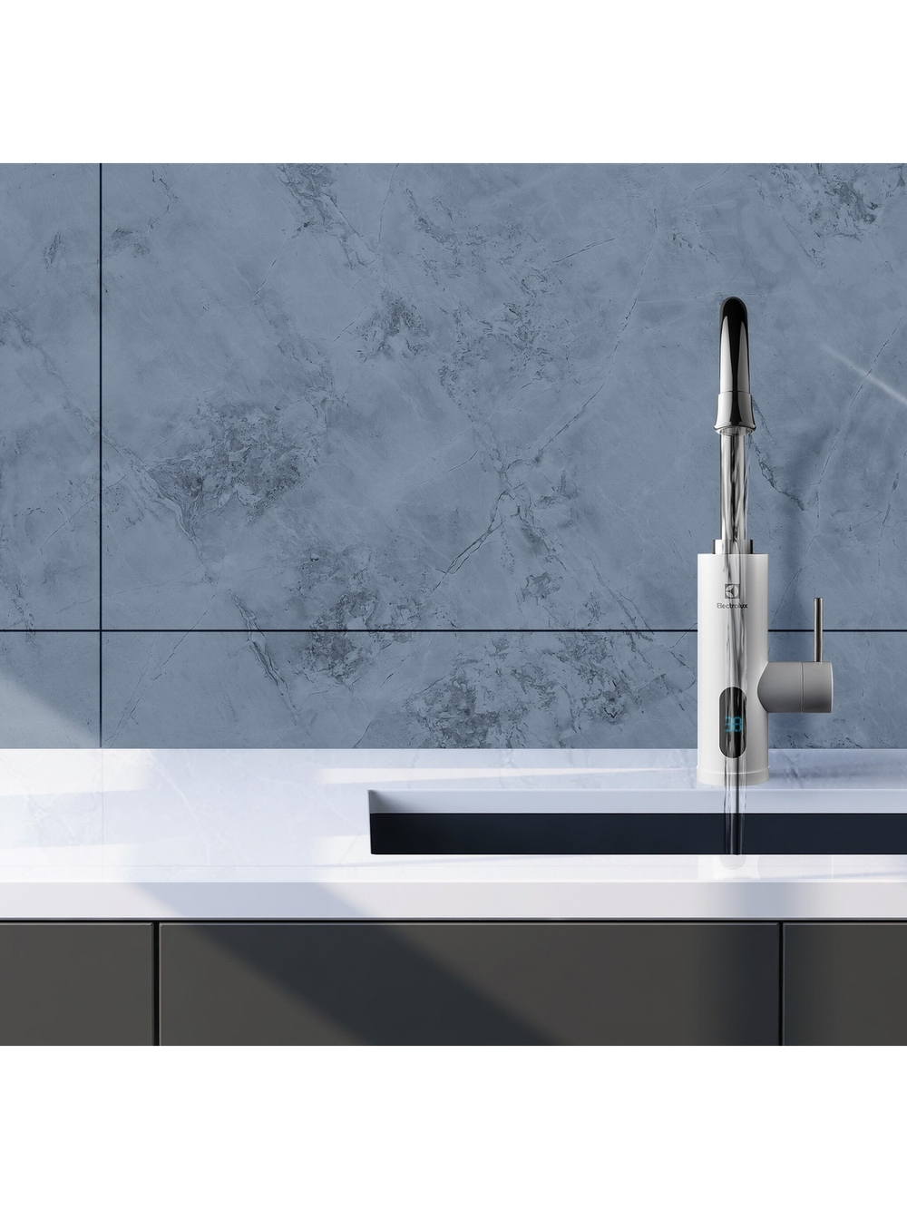 Водонагреватель проточный Electrolux Taptronic (White)