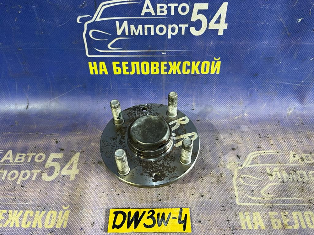 Ступица задняя правая MAZDA DEMIO 2001