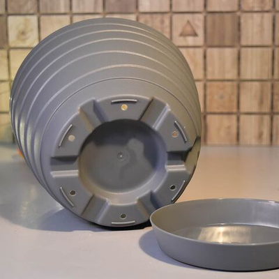 Горшок цветочный Бриз 2,7л, серый