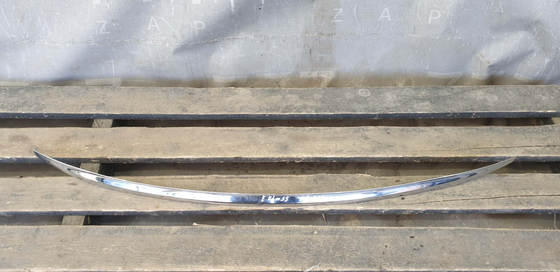 Молдинг крышки багажника Mercedes E (W213) 16-20 Б/у Оригинал A2137570000