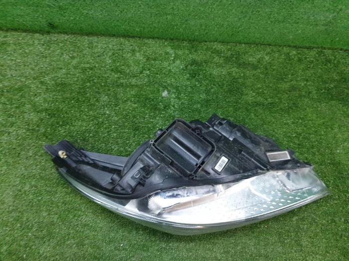 Фара левая Ford Focus 3 (2014-2019) галоген