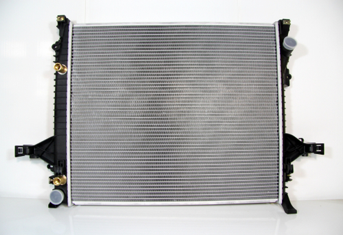 Радиатор охлаждения Volvo XC90