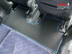 Honda Stream 1 поколение (RN) левый руль, 2WD