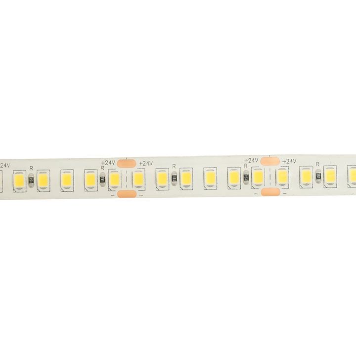 Светодиодная влагозащищенная лента Feron 16W/m 180LED/m 2835SMD холодный белый 5М LS512 51827