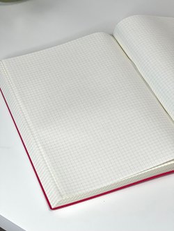 Блокнот А4 200л. (400страниц) в клетку без рамки Розовый (К44-700КБР)