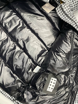 Пуховик Moncler